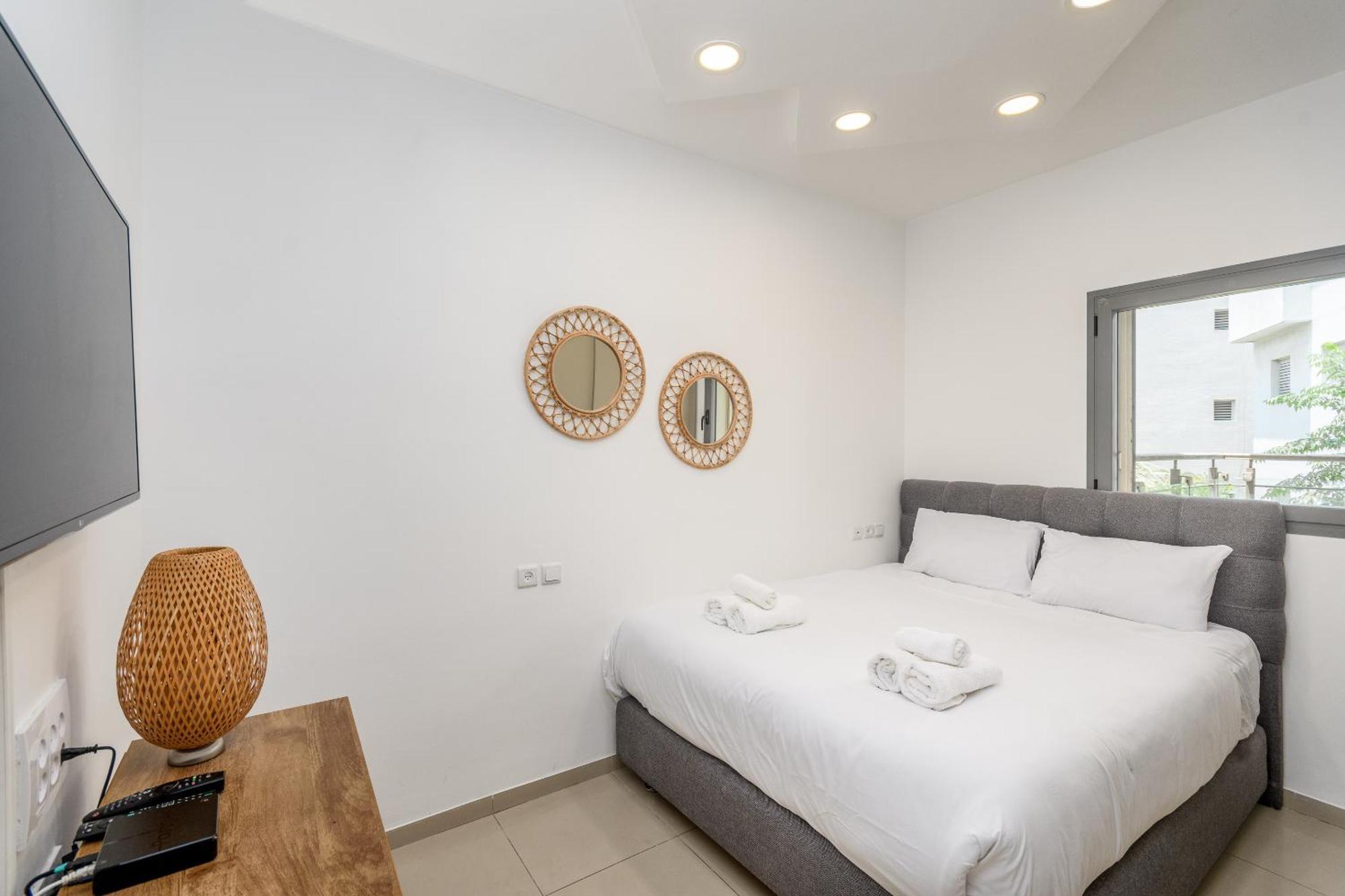 Very Nice 1 Bdr Apartment 2 Min From The Beach ! Tel Aviv Exterior photo