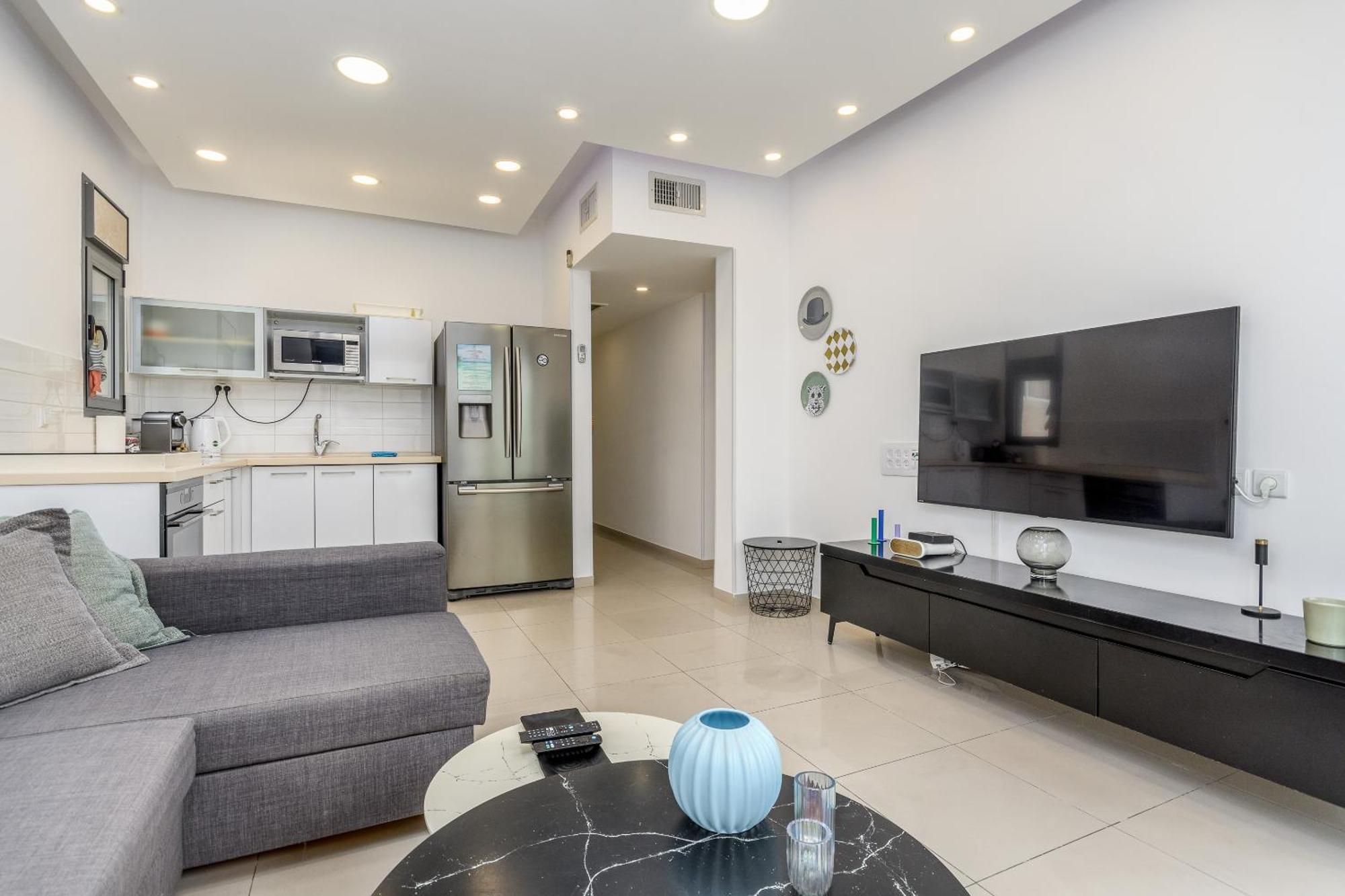 Very Nice 1 Bdr Apartment 2 Min From The Beach ! Tel Aviv Exterior photo